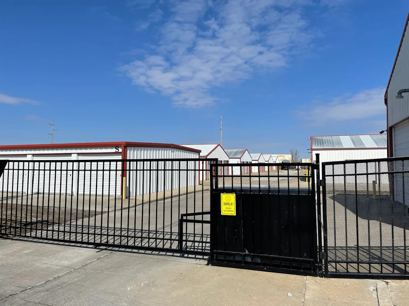 Outback Storage 1098 E. Santa Fe Gardner, KS 66030